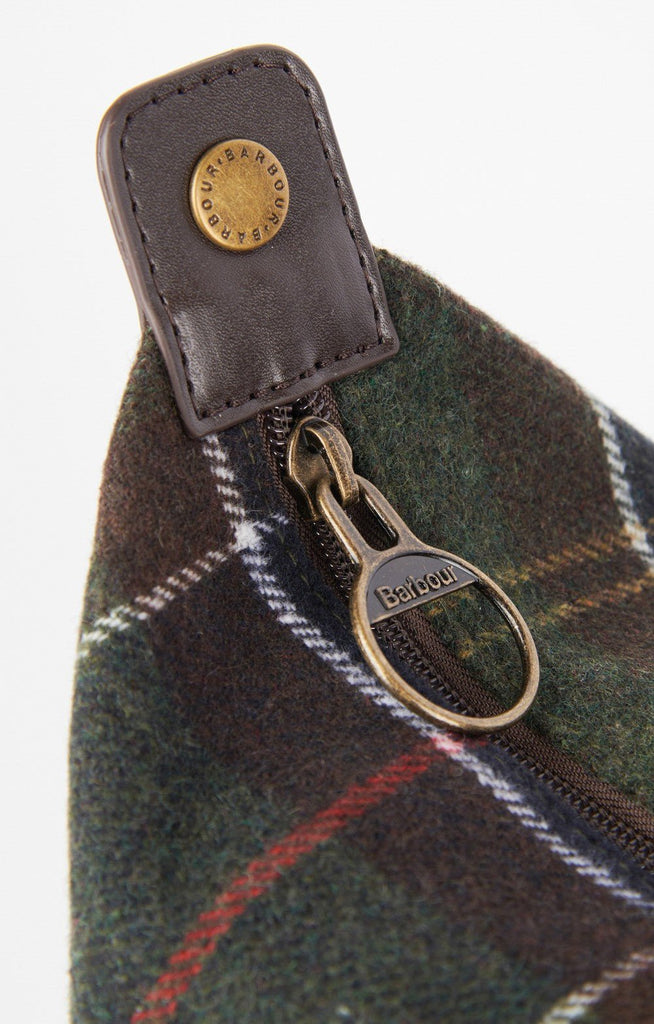 Barbour Cree Tartan Holdall - Country Ways