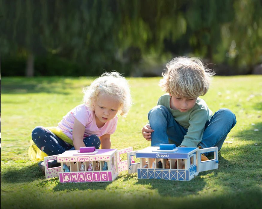 Breyer Farms Wooden Stable Playset - Country Ways