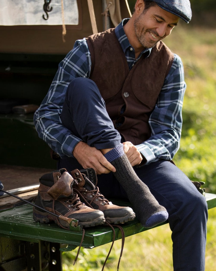 House Of Cheviot Glen Merino/Wool Blend Socks - Country Ways