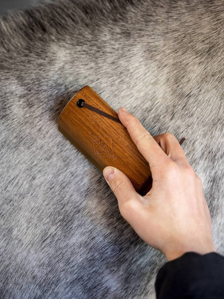 LeMieux Artisan Shedding Comb - Country Ways